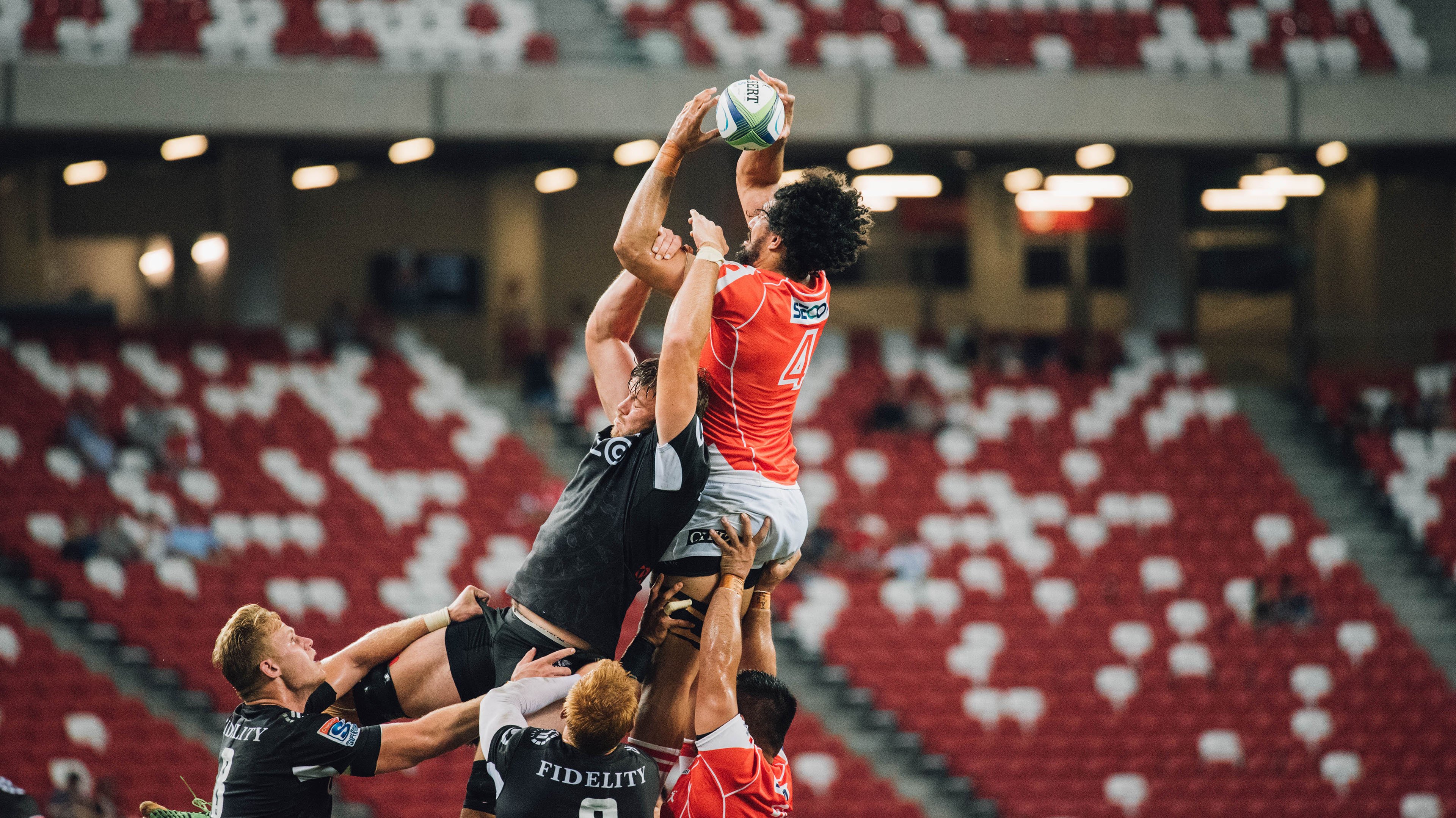 中小学篮球对抗赛落幕冠军队表现出色备受高校关注，2020小学篮球比赛